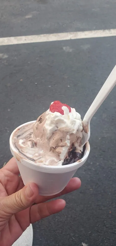 Chocolate Hot Fidge Sundae